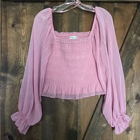 Tops - Juniors Pink Long Sheer Sleeve Ruffle Crop Blouse, size L, light wear